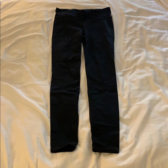 GAP Pants - GAP Body Fit Spandex Nylon Leggings